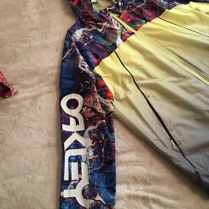 Oakley mens windbreaker jacket